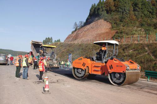 通江县住房和城乡建设局领导团队最新概况概览